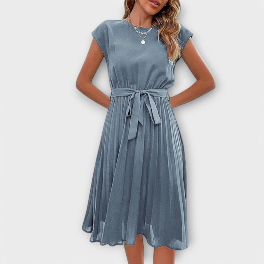 Claire - Short-Sleeved, Pleated, Casual Mini Dress