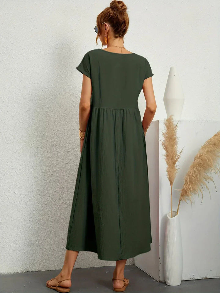 Gabrielle | Timeless Elegance Fluid Midi Dress