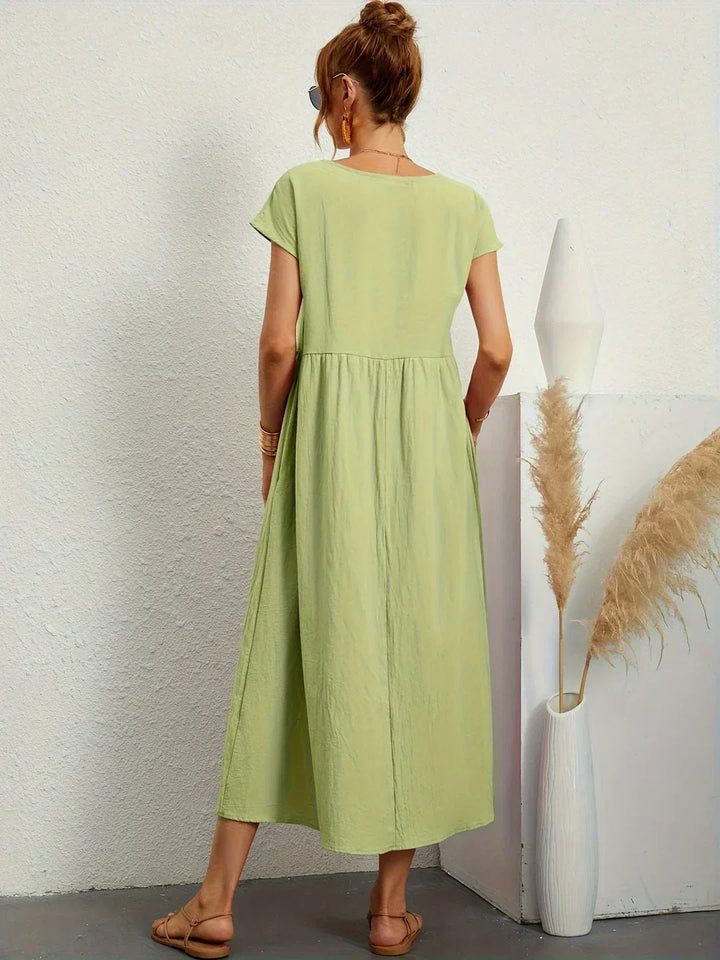 Gabrielle | Timeless Elegance Fluid Midi Dress
