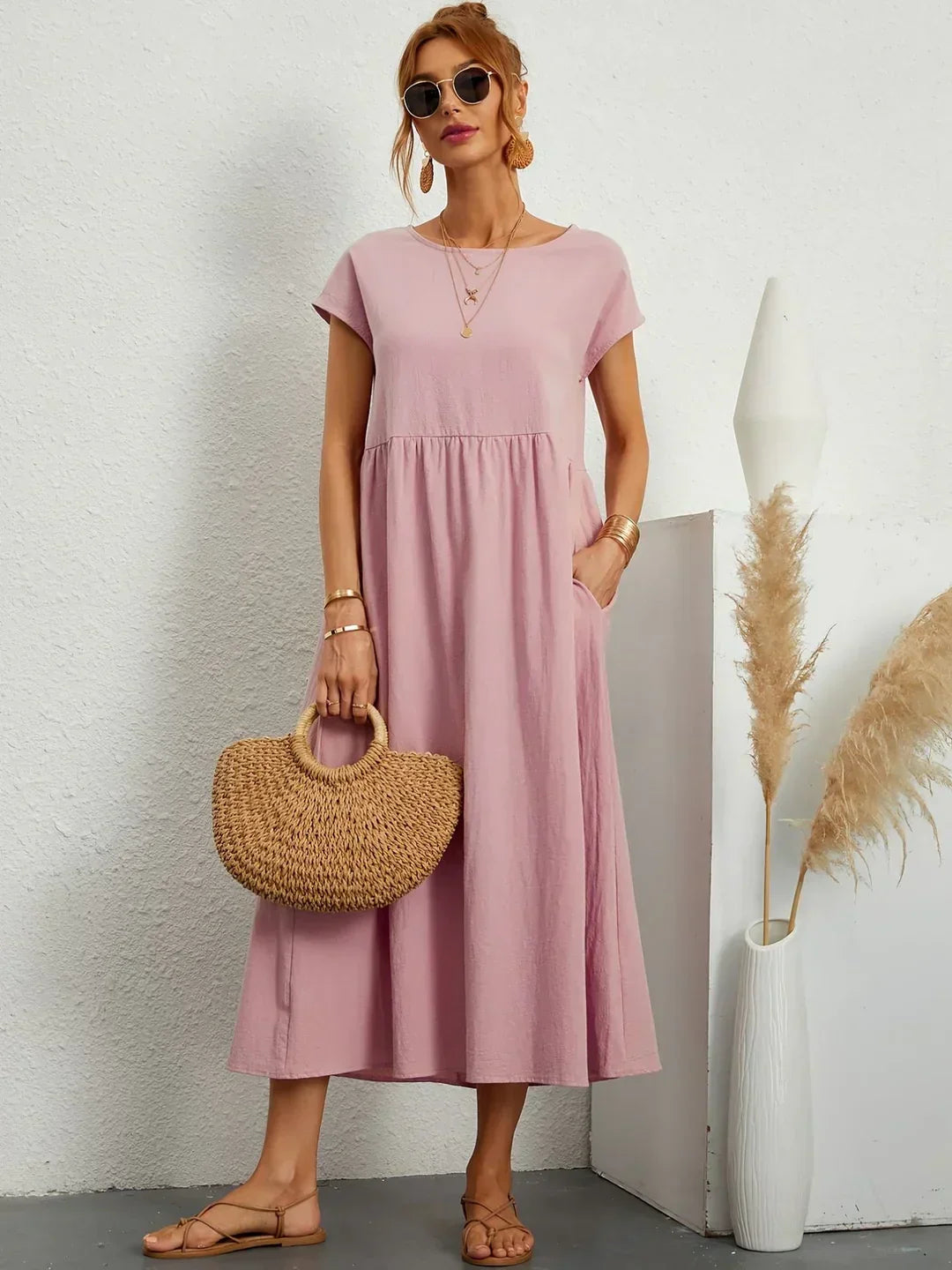 Gabrielle | Timeless Elegance Fluid Midi Dress