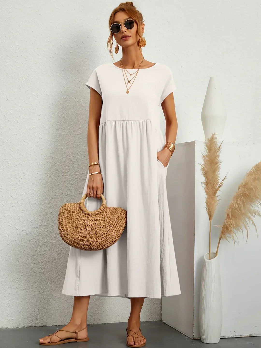 Gabrielle | Timeless Elegance Fluid Midi Dress