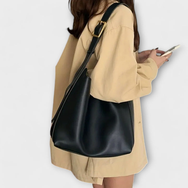 Emilia – Elegant Shoulder Bag