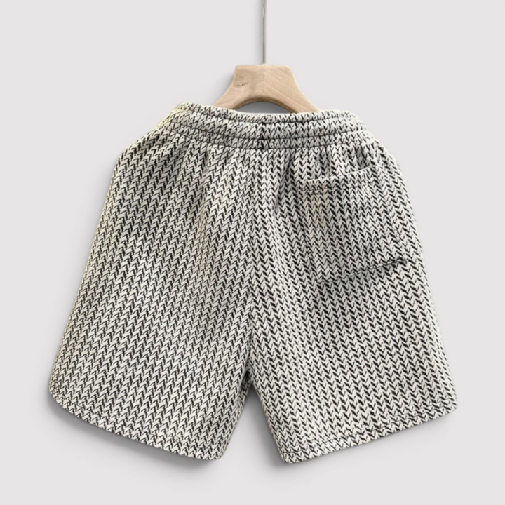 DREVAL カジュアルなチェック柄のショートパンツ
