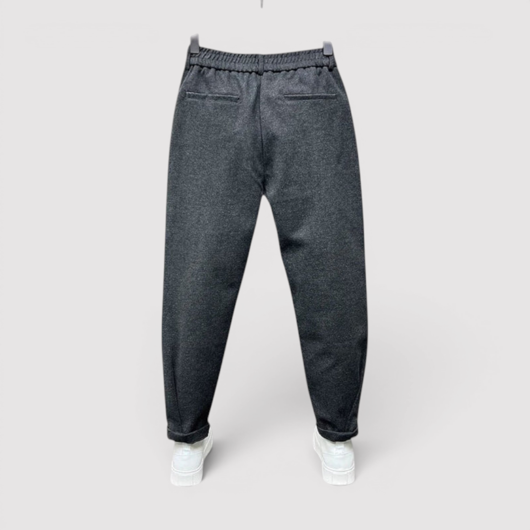 SALO 軽量テーパードパンツ