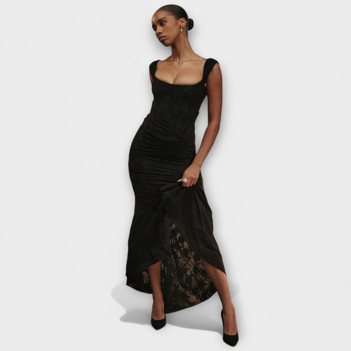 Renske - Elegant and Refined Dress with Corset